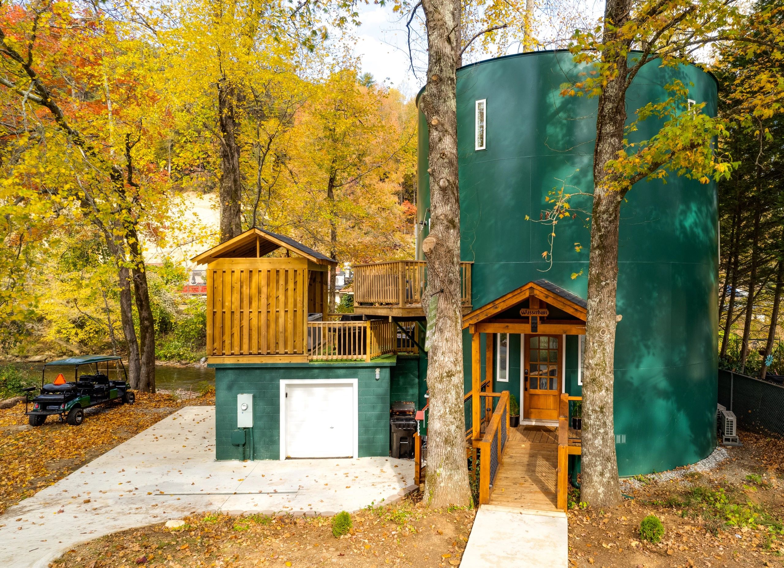 WasserHaus of Helen,